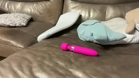 jessica8707 online show from December 4, 12:03 pm