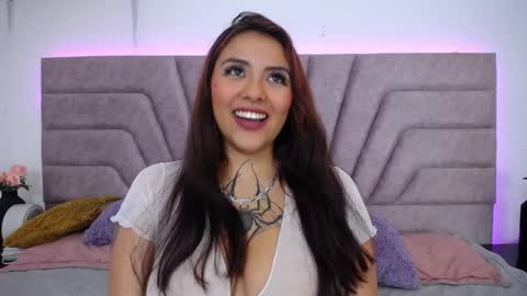 Jessica Kraft online show from April 8, 2:22 am