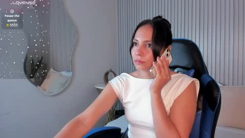 Snapshot of jessica_taylor_22 chatting on April 7, 7:36 pm jessica_taylor_22 online show from April 7, 7:36 pm