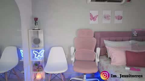 Jessica online show from May 11, 3:07 pm