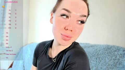 jessica_volker online show from May 26, 8:43 am