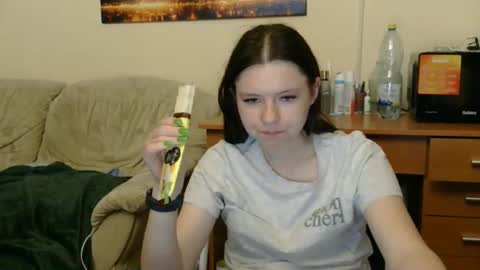 Snapshot of jessicaholland1 chatting on June 3, 7:08 pm jessicaholland1 online show from June 3, 7:08 pm