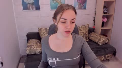 Snapshot of jessicalime chatting on December 10, 6:33 am JESSICA online show from December 10, 6:33 am