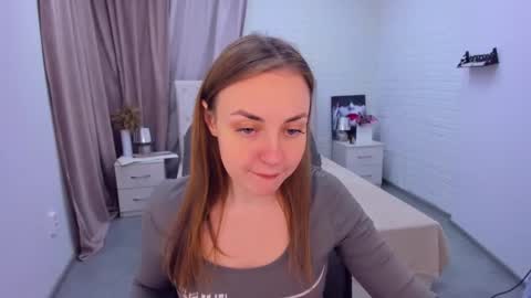 Snapshot of jessicalime chatting on December 12, 8:03 am JESSICA online show from December 12, 8:03 am