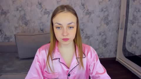 Snapshot of jessicalime chatting on February 17, 9:24 am JESSICA online show from February 17, 9:24 am