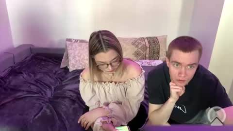 Snapshot of jessicanight_ chatting on April 23, 6:47 am Jessica and Mark online show from April 23, 6:47 am