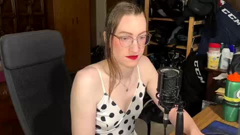 Snapshot of jessicastarla chatting on April 29, 10:16 pm Jessica Starla online show from April 29, 10:16 pm