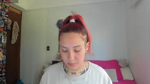 Snapshot of jessie_williams_01 chatting on January 15, 2:46 pm Your Sweet Angel online show from January 15, 2:46 pm