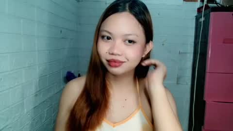 Snapshot of jessiefoxx0 chatting on July 18, 5:17 pm Jessie online show from July 18, 5:17 pm