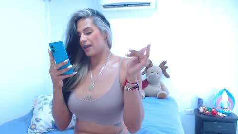 Snapshot of jessigomez chatting on December 29, 9:41 pm JESSI GOMEZ online show from December 29, 9:41 pm