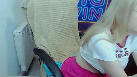 Victoria online show from November 9, 5:39 am