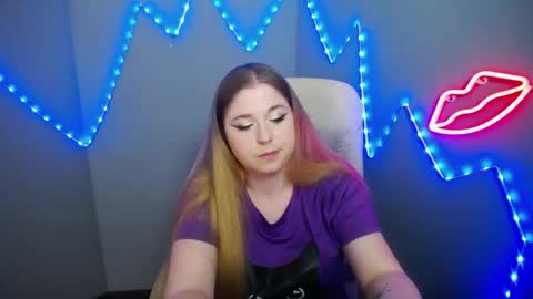 Jess online show from April 11, 7:35 am