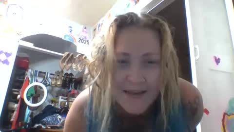 Snapshot of jesskay420 chatting on October 23, 10:25 am Jesskay420 online show from October 23, 10:25 am