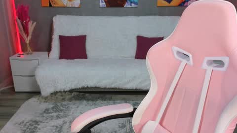 JesssWalker online show from May 2, 8:47 pm