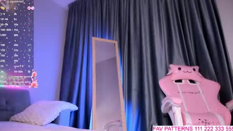 Snapshot of jessy_j_ chatting on July 9, 7:29 pm JessyJ online show from July 9, 7:29 pm