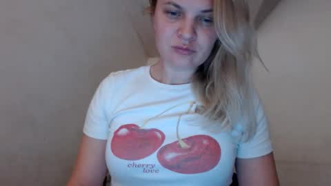 jessyangels online show from April 12, 10:15 pm