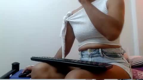 Snapshot of jessyhot604 chatting on July 20, 4:42 pm jessy online show from July 20, 4:42 pm