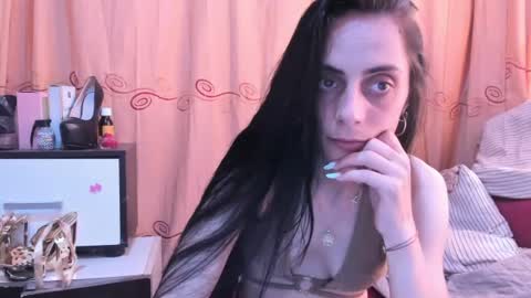 Snapshot of jessylonghair chatting on July 17, 10:00 am Jessylonghair online show from July 17, 10:00 am
