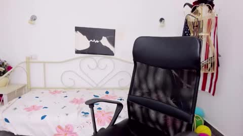 Jessy online show from January 15, 4:00 pm