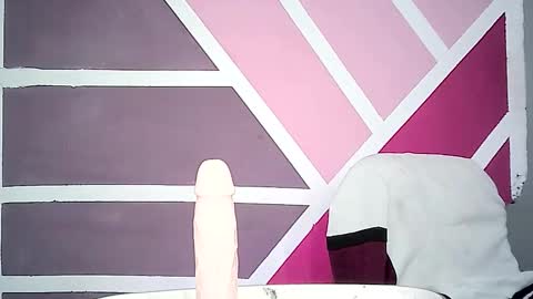 Ale online show from December 3, 1:24 am