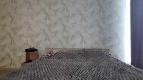 I am Gina ntmu Lets hit 10 Thumbs Up together online show from February 28, 6:25 am