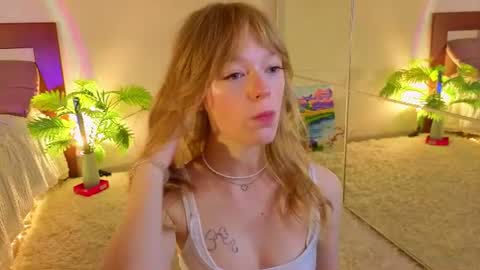 Snapshot of jewellhogan chatting on June 13, 8:07 pm Gwen online show from June 13, 8:07 pm