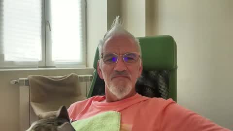 jewlronny online show from October 17, 10:18 am