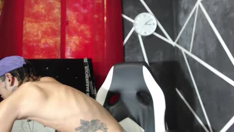 Snapshot of jeykob_23 chatting on October 1, 2:12 pm JEYKOB online show from October 1, 2:12 pm