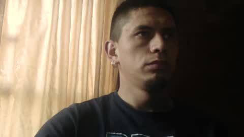 Jey and Jen online show from February 25, 10:30 pm