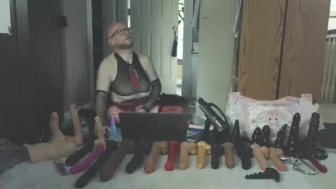 Nasty Cumslut online show from November 2, 3:14 pm