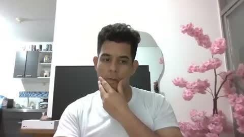 jhavi_01 online show from August 2, 7:18 am