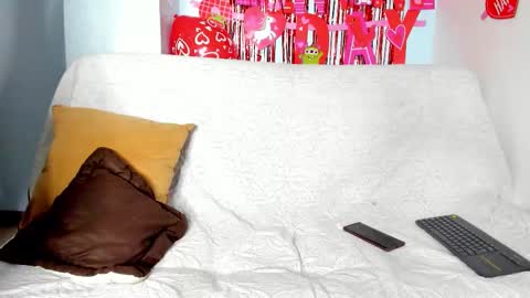 Snapshot of jheampiero chatting on February 13, 11:01 pm Jheampiero online show from February 13, 11:01 pm