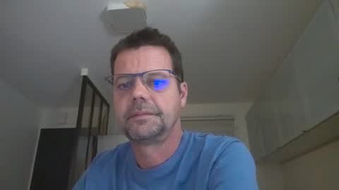Snapshot of jhmec44000 chatting on July 5, 9:22 pm jhmec44000 online show from July 5, 9:22 pm