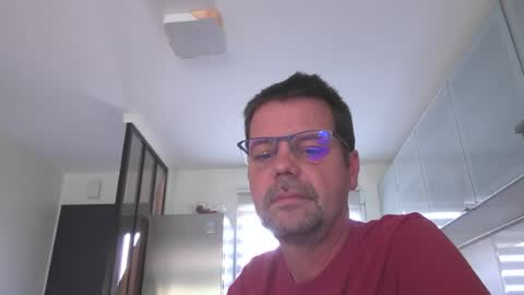 Snapshot of jhmec44000 chatting on July 15, 10:53 am jhmec44000 online show from July 15, 10:53 am