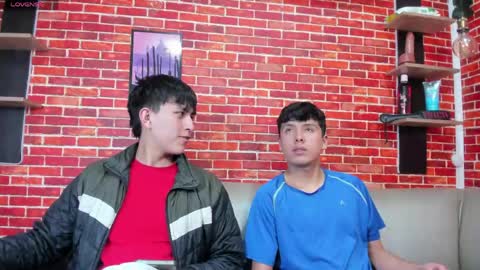 Snapshot of jhon_kleinn chatting on May 26, 8:05 pm Jake y Troy online show from May 26, 8:05 pm