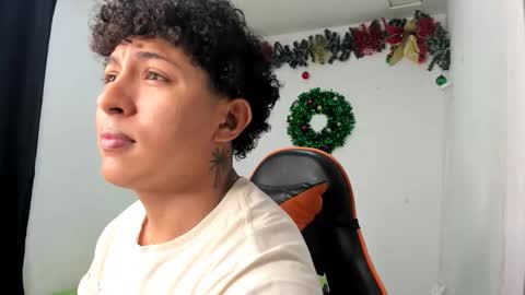 jhoner_browms online show from November 28, 11:35 am