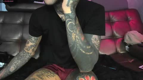 Snapshot of jhonny_ackerman chatting on July 10, 3:00 am jhonny_ackerman online show from July 10, 3:00 am