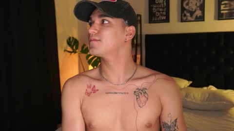 Snapshot of jhonnyx_ chatting on September 10, 2:44 am Jhonny online show from September 10, 2:44 am