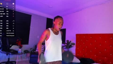 jhonymiller online show from May 25, 9:32 pm