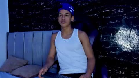Snapshot of jhostin_10 chatting on September 28, 4:07 am Jhostin online show from September 28, 4:07 am