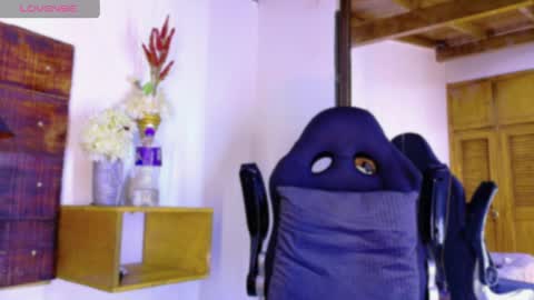 jhosuavega online show from April 9, 6:19 am