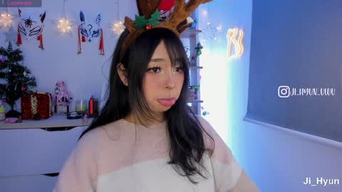 Snapshot of ji_hyun chatting on December 14, 3:07 am Ji online show from December 14, 3:07 am
