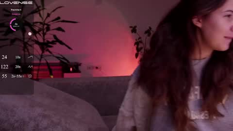 jia_lisaa online show from November 3, 11:55 am