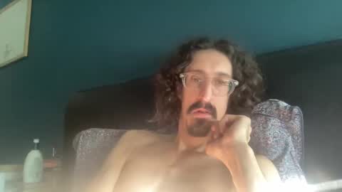 Jigz1986 online show from December 14, 1:05 pm