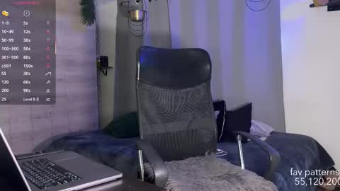 jim_dancer online show from March 6, 8:27 pm