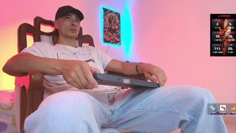 Jimm  Independent Model  online show from March 31, 1:07 am