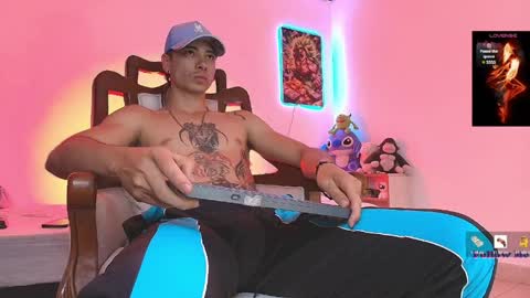 Jimm  Independent Model  online show from April 27, 2:09 am