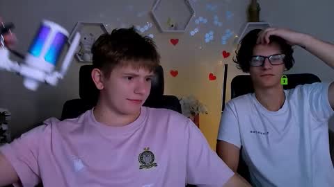 Snapshot of jimmie_hot chatting on September 17, 7:37 pm your dream online show from September 17, 7:37 pm