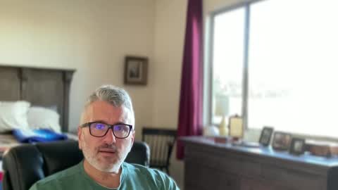 Dad of Three online show from December 29, 4:08 pm