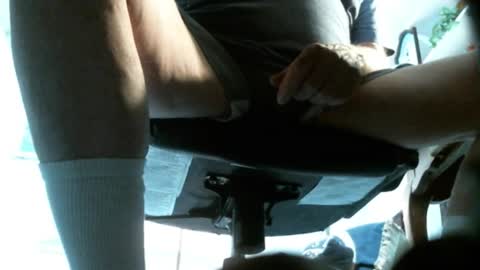 jimwellhung online show from February 12, 4:18 am